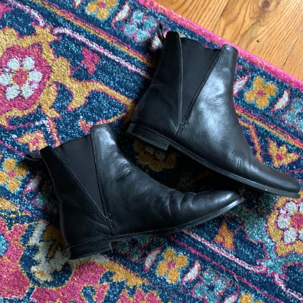 Italian leather Chelsea boots